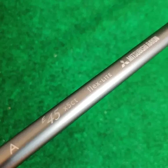 Tour Edge Hot Launch 2 RH 10.5° Driver Offset Bassara Lite Flex w Head Cover - Picture 8 of 13